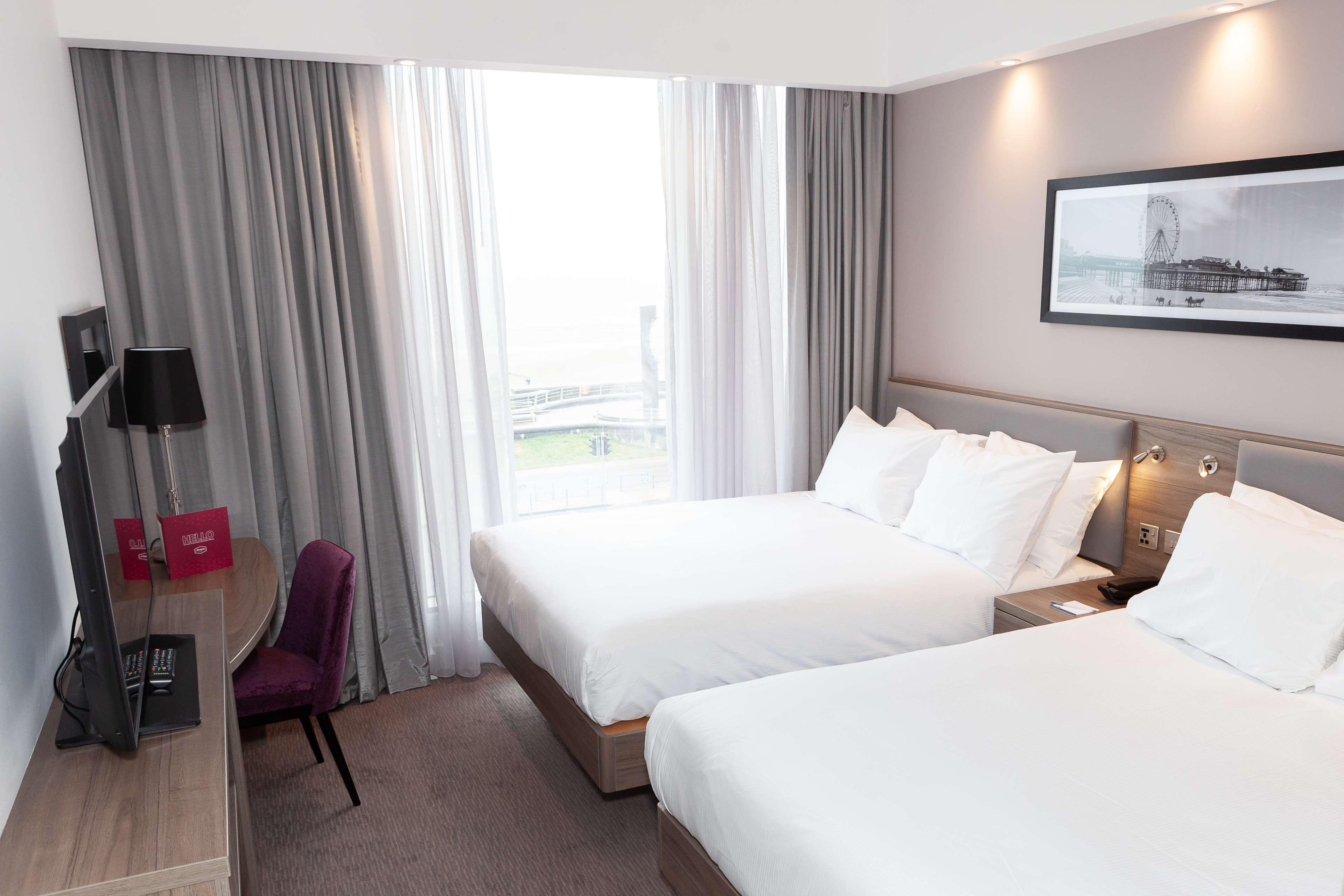 Hampton By Hilton Μπλάκπουλ Εξωτερικό φωτογραφία
