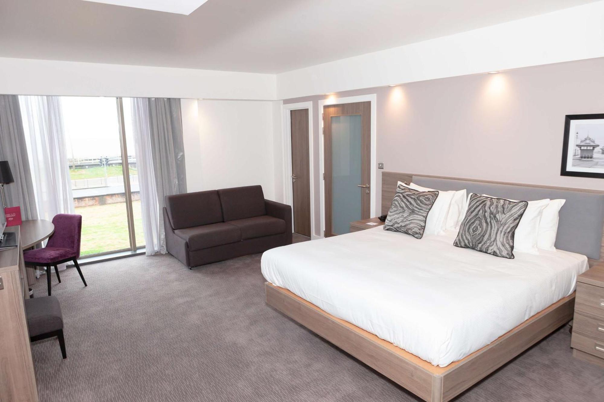 Hampton By Hilton Μπλάκπουλ Εξωτερικό φωτογραφία