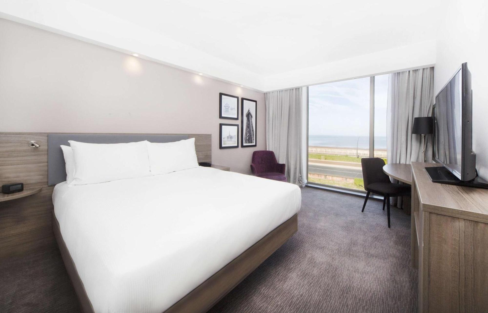 Hampton By Hilton Μπλάκπουλ Εξωτερικό φωτογραφία